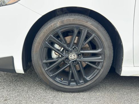 Used 2025 Toyota Camry SE w/ Convenience Package FWD image 11
