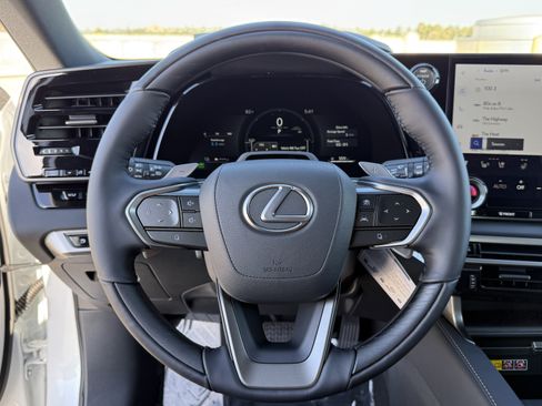 New 2026 Lexus RX 450h AWD image 21