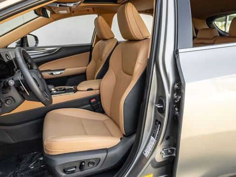 Used 2026 Lexus NX 350 AWD w/ Accessory Package (K3) image 11