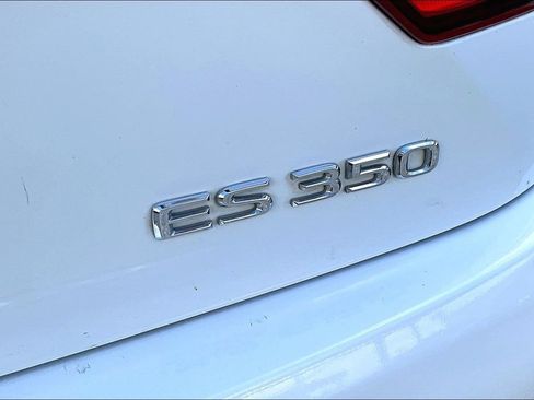 Used 2013 Lexus ES 350 w/ Premium Pkg FWD image 42