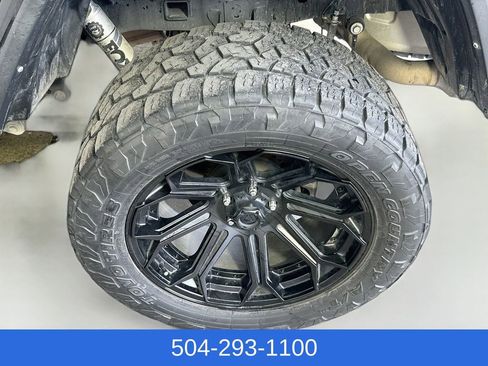 Used 2021 Jeep Gladiator Rubicon AWD/4WD image 32