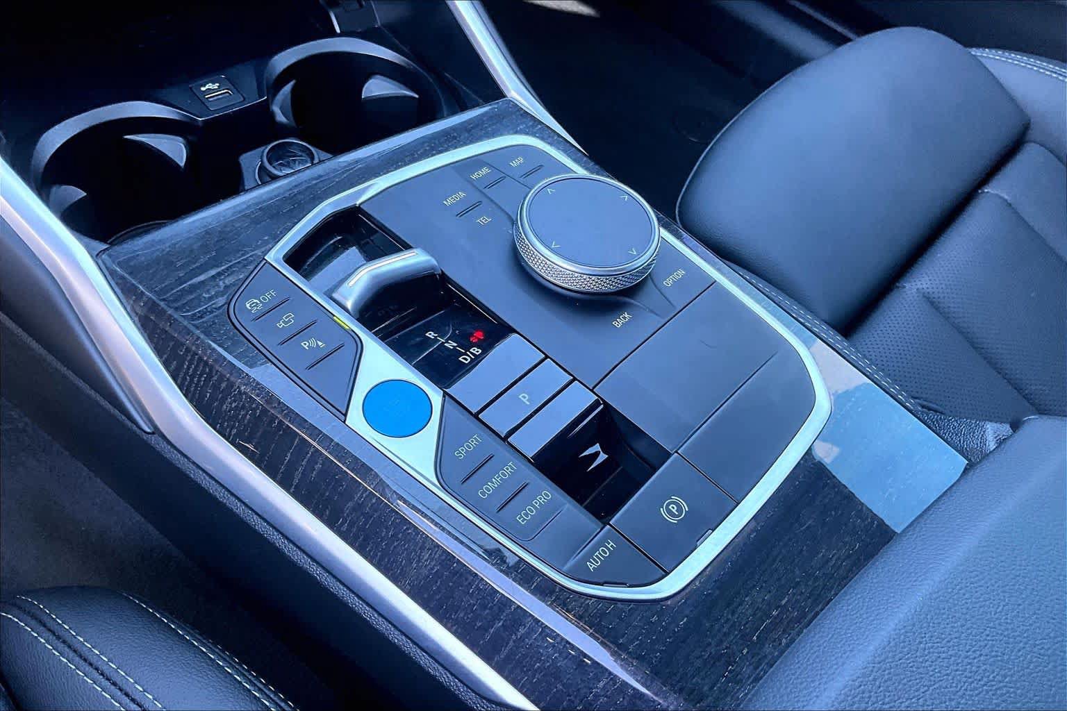 Used 2024 BMW i4 eDrive35 w/ Premium Package RWD image 15