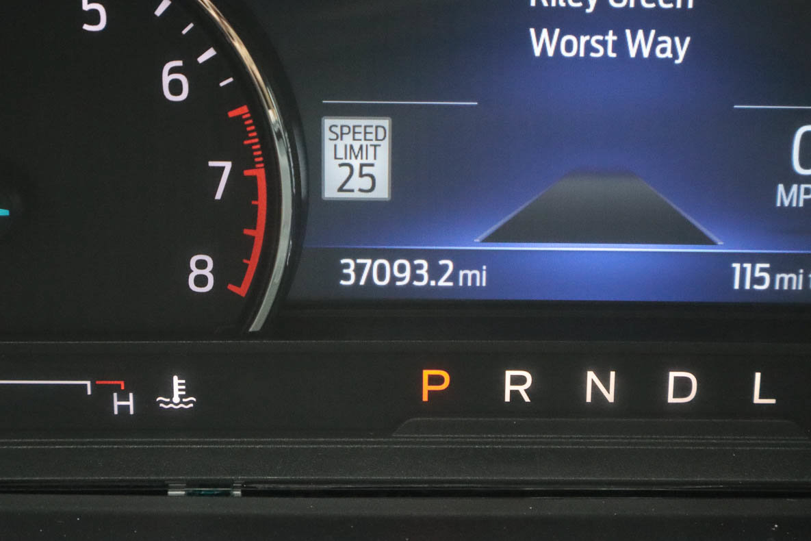 Used 2022 Ford Explorer Limited w/ Equipment Group 301A RWD image 33