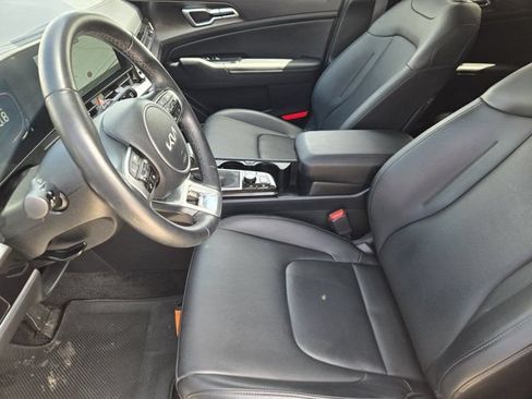 Certified 2024 Kia Sportage EX FWD image 12