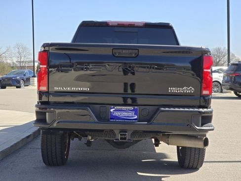 Used 2024 Chevrolet Silverado 3500 High Country AWD/4WD image 24