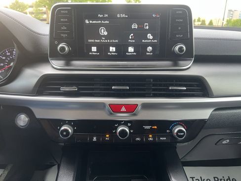 Used 2020 Kia Telluride LX FWD image 21