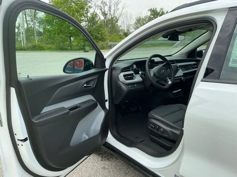 New 2027 Chevrolet Bolt RS FWD image 14