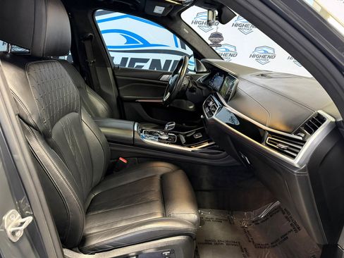 Used 2021 BMW ALPINA XB7 image 28