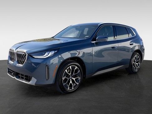Certified 2025 BMW X3 xDrive30i image 4