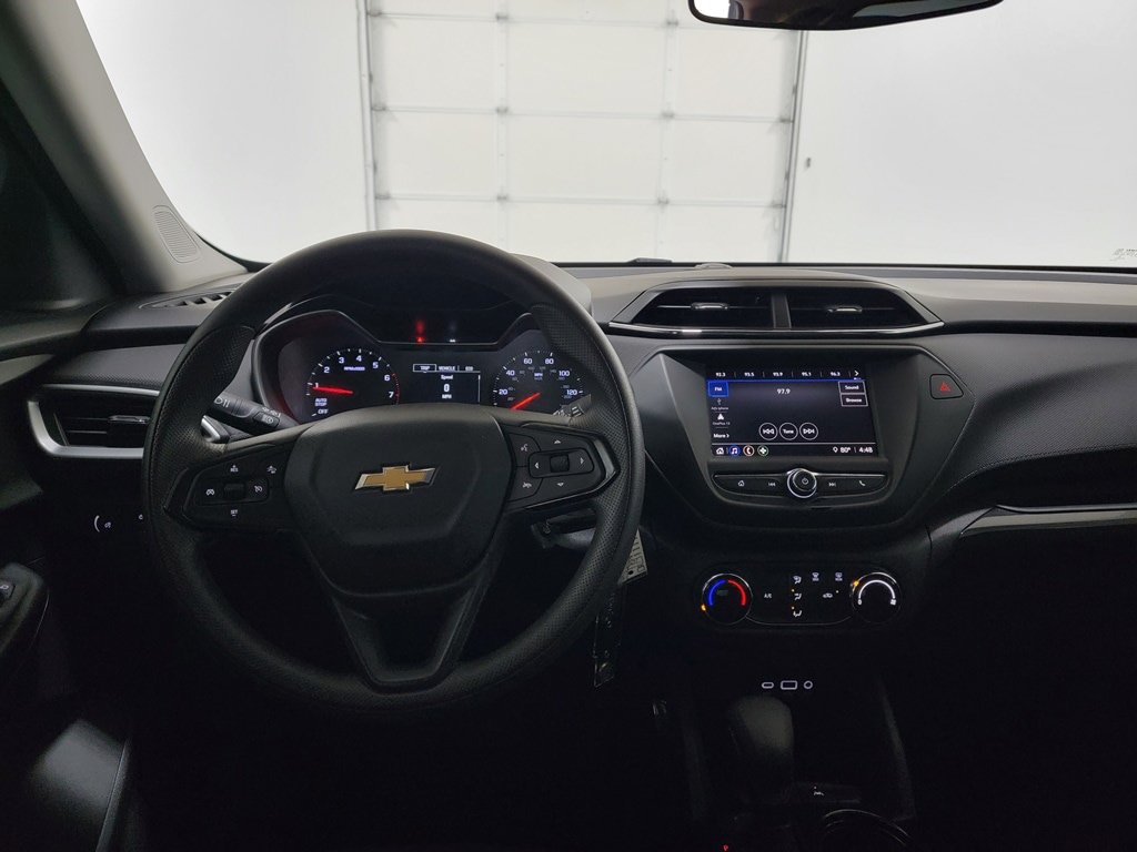 Used 2021 Chevrolet TrailBlazer LS FWD image 12