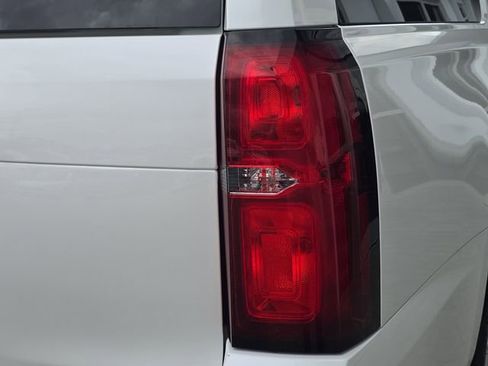 Certified 2017 Chevrolet Suburban Premier AWD/4WD image 5