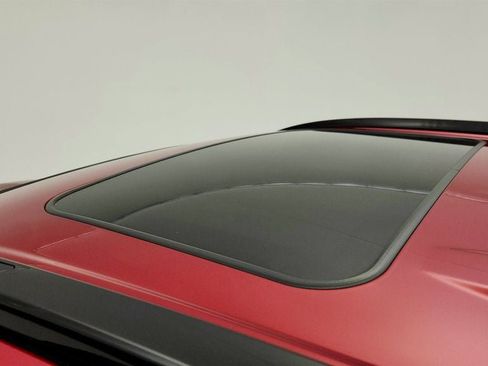 Used 2023 Toyota RAV4 XLE Premium image 10