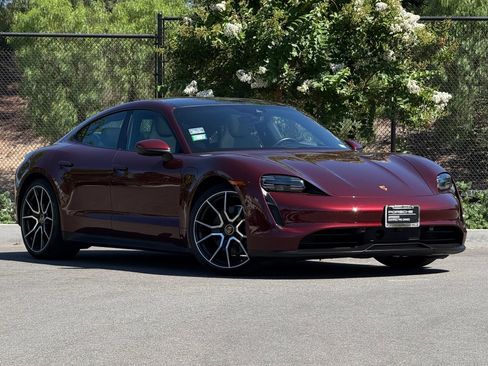 Certified 2022 Porsche Taycan RWD image 9