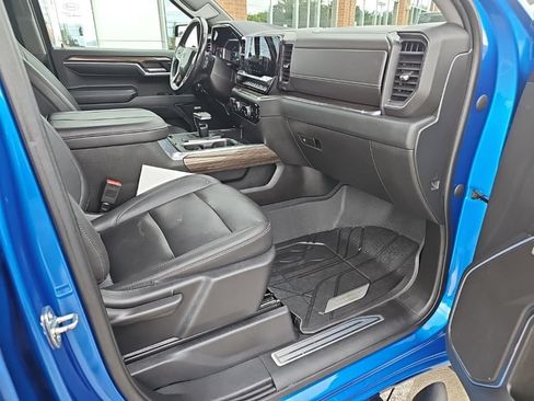 Used 2023 Chevrolet Silverado 1500 RST w/ Convenience Package II AWD/4WD image 27