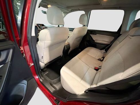 Used 2016 Subaru Forester 2.5i Premium w/ All-Weather Package image 24