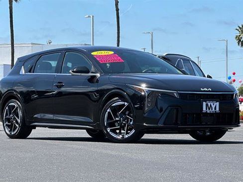New 2026 Kia K4 GT-Line FWD image 2