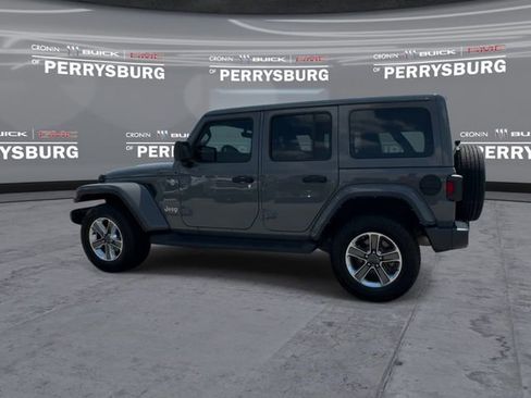 Used 2022 Jeep Wrangler Unlimited Sahara AWD/4WD image 5