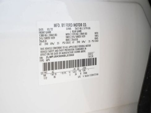 Used 2022 Lincoln Nautilus Reserve w/ Luxury Package image 27