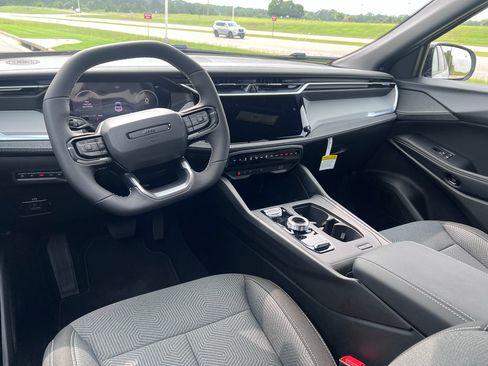 New 2026 Jeep Cherokee Laredo AWD/4WD image 16