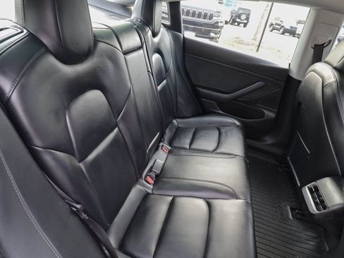 Used 2021 Tesla Model 3 Standard Range Plus image 56
