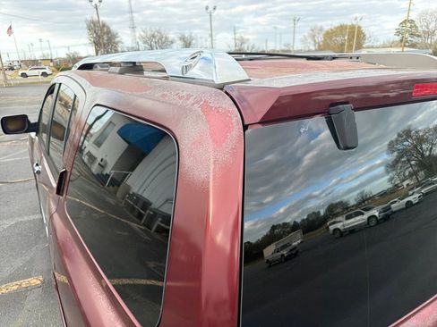 Used 2011 Nissan Armada Platinum w/ 2nd Row Captain Seat Pkg image 15