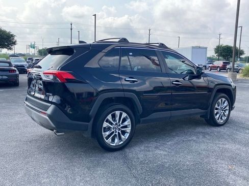Certified 2025 Toyota RAV4 Limited FWD image 5