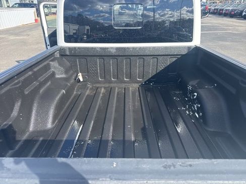 Used 2023 Jeep Gladiator Overland image 24