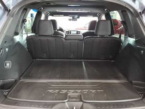 Certified 2025 Honda Passport EX-L image 11