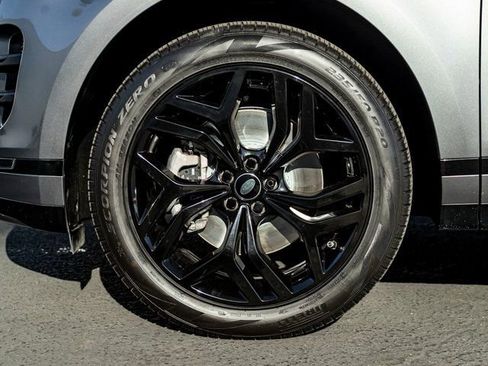 Used 2022 Land Rover Range Rover Evoque R-Dynamic SE image 11