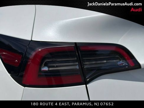 Used 2023 Tesla Model Y Long Range AWD/4WD image 14