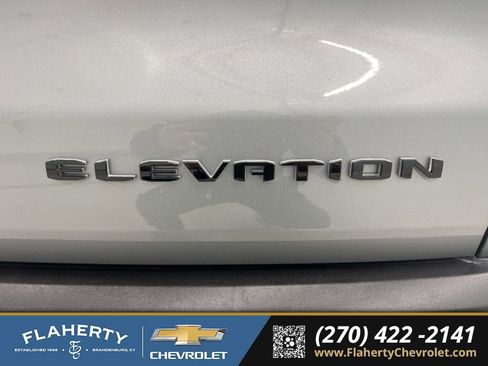 Used 2025 GMC Acadia Elevation image 19