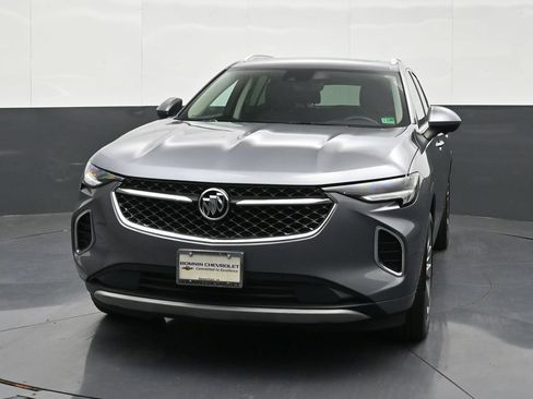 Used 2022 Buick Envision Avenir w/ Technology Package II AWD/4WD image 8