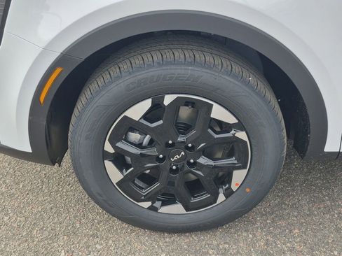 New 2026 Kia Sorento S image 18
