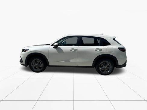 Certified 2026 Honda HR-V LX image 4