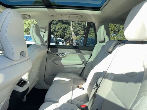 New 2026 Volvo XC90 B6 Ultra w/ Protection Package image 14