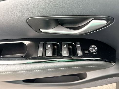 Used 2023 Hyundai Tucson Limited image 15