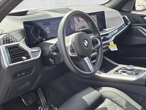 Certified 2026 BMW X5 xDrive40i w/ M Sport Package AWD/4WD image 9