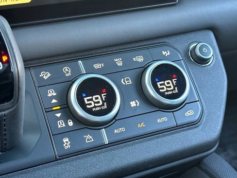 Used 2024 Land Rover Defender 130 Outbound image 23