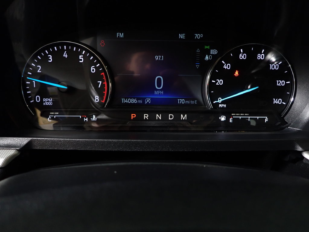 Used 2020 Ford Explorer XLT w/ Equipment Group 202A AWD/4WD image 23