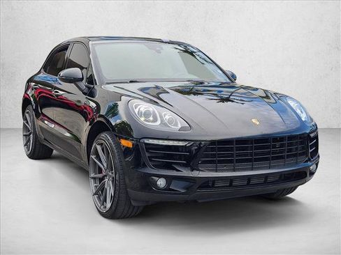 Used 2018 Porsche Macan Sport Edition AWD/4WD image 3