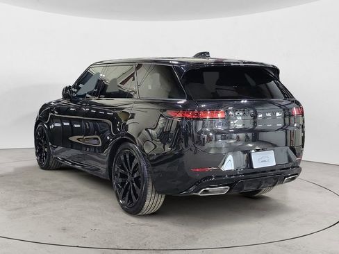 New 2026 Land Rover Range Rover Sport Dynamic SE image 3