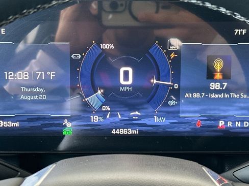 Certified 2024 Chevrolet Equinox EV LT w/ LPO, Trailering Package AWD/4WD image 33