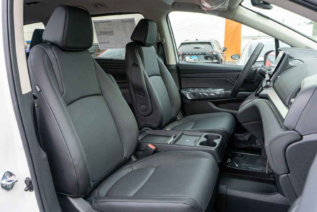 New 2027 Honda Odyssey EX-L image 17