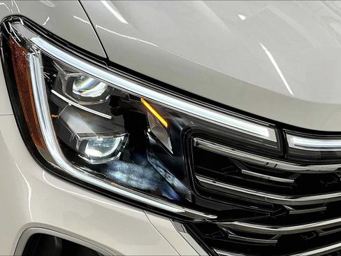 New 2026 Volkswagen Atlas SEL image 32