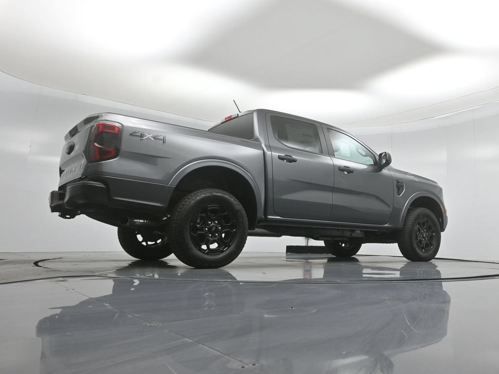 New 2026 Ford Ranger XLT w/ Black Appearance Package AWD/4WD image 43