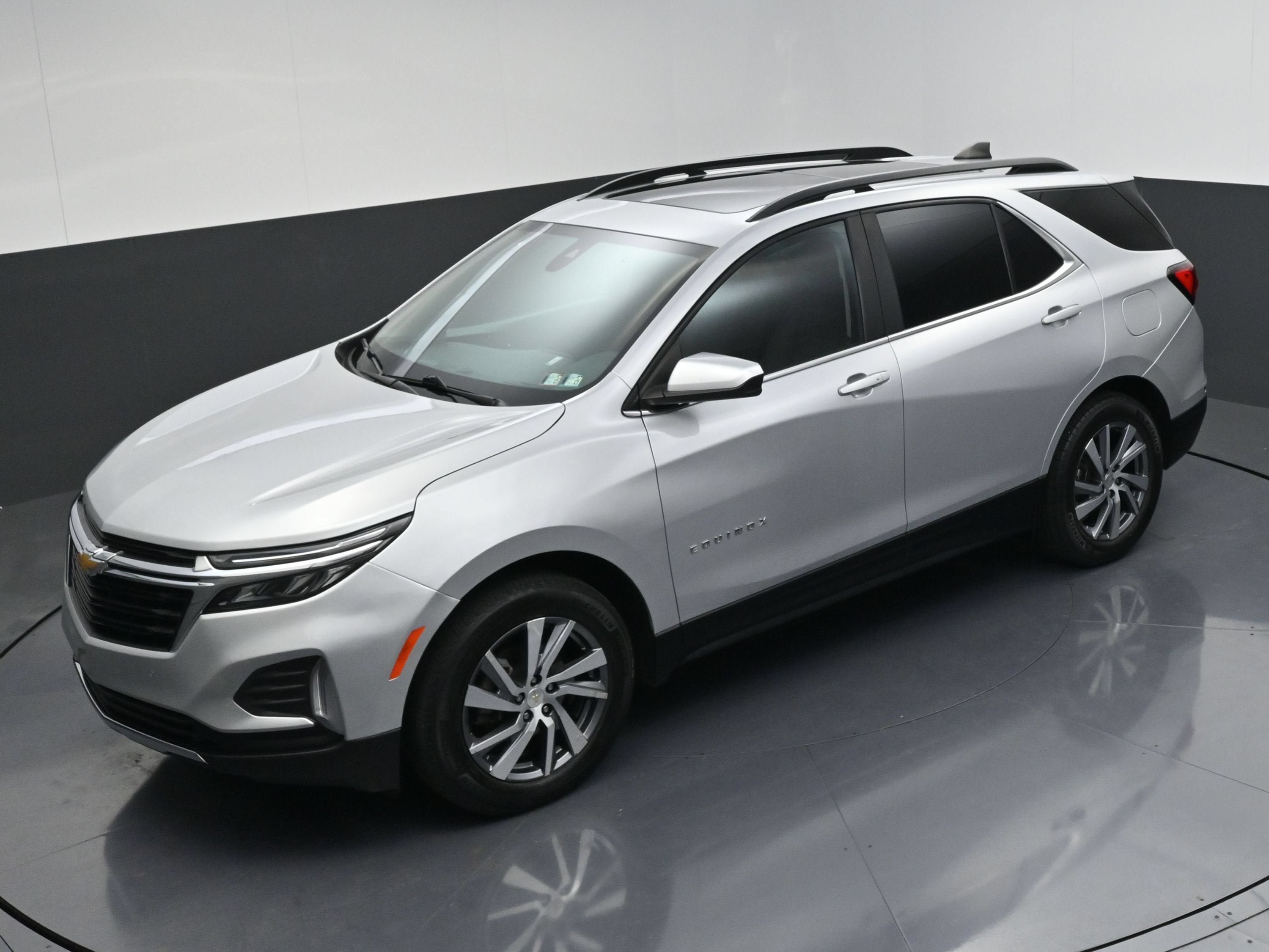 Used 2022 Chevrolet Equinox LT AWD/4WD image 47