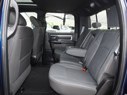 Used 2023 RAM 1500 Warlock AWD/4WD image 32