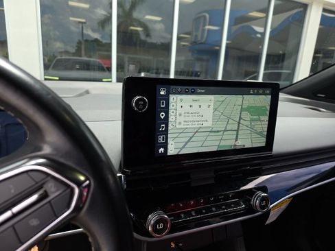 Used 2024 Honda Prologue Touring image 4
