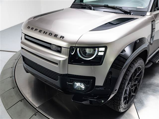 New 2026 Land Rover Defender 110 X-Dynamic SE AWD/4WD image 9