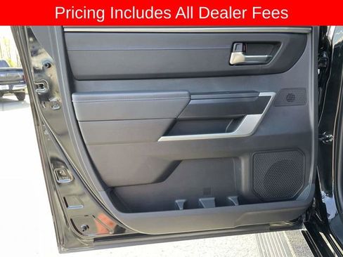 Used 2023 Toyota Tundra Platinum AWD/4WD image 15